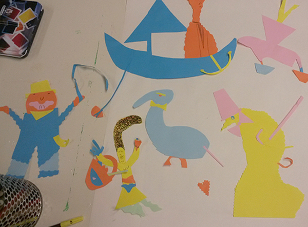 <p><strong>Theaterstück erzählt mit Collagen: </strong>bemaltes und ausgeschnittenes Tonpapier, aufgeklebt und aufgestellt, live vorgeführt und als Handyfilm festgehalten. Von einem Mädchen, deren Mama im Sterben lag, Hospiz 2014</p>