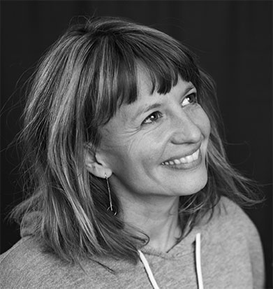 Porträt von Corinna Leibig, Autorin und Illustratorin aus Wiesbaden, auf der Über-mich-Seite